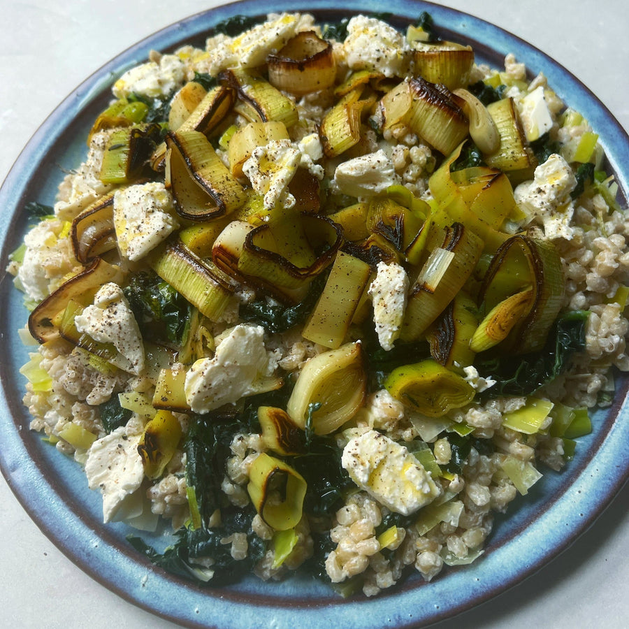 Orge perlée avec poireaux, ricotta et citron