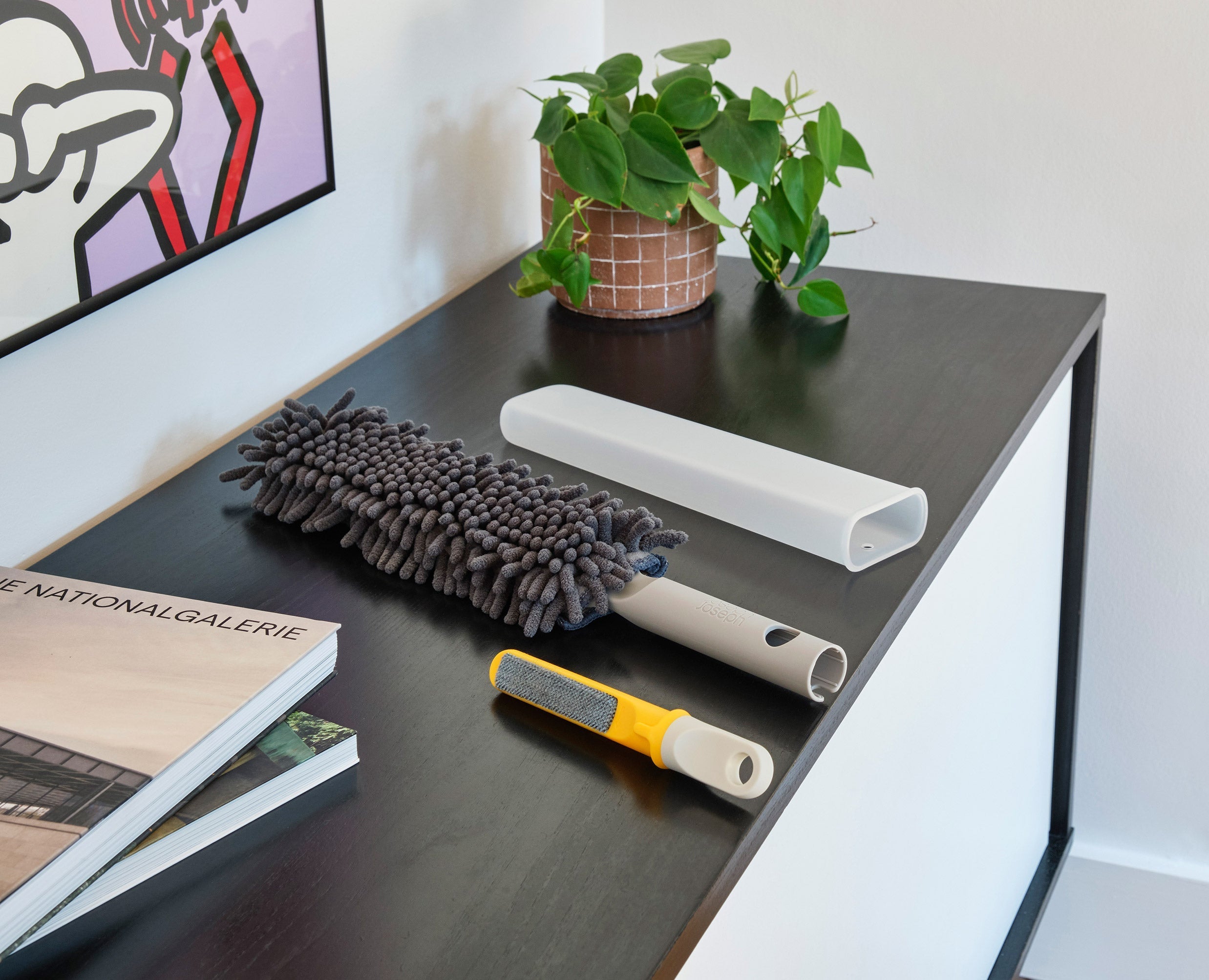 CleanTech™ 3-in-1 Duster with Storage Cover &amp; Replacement Mit