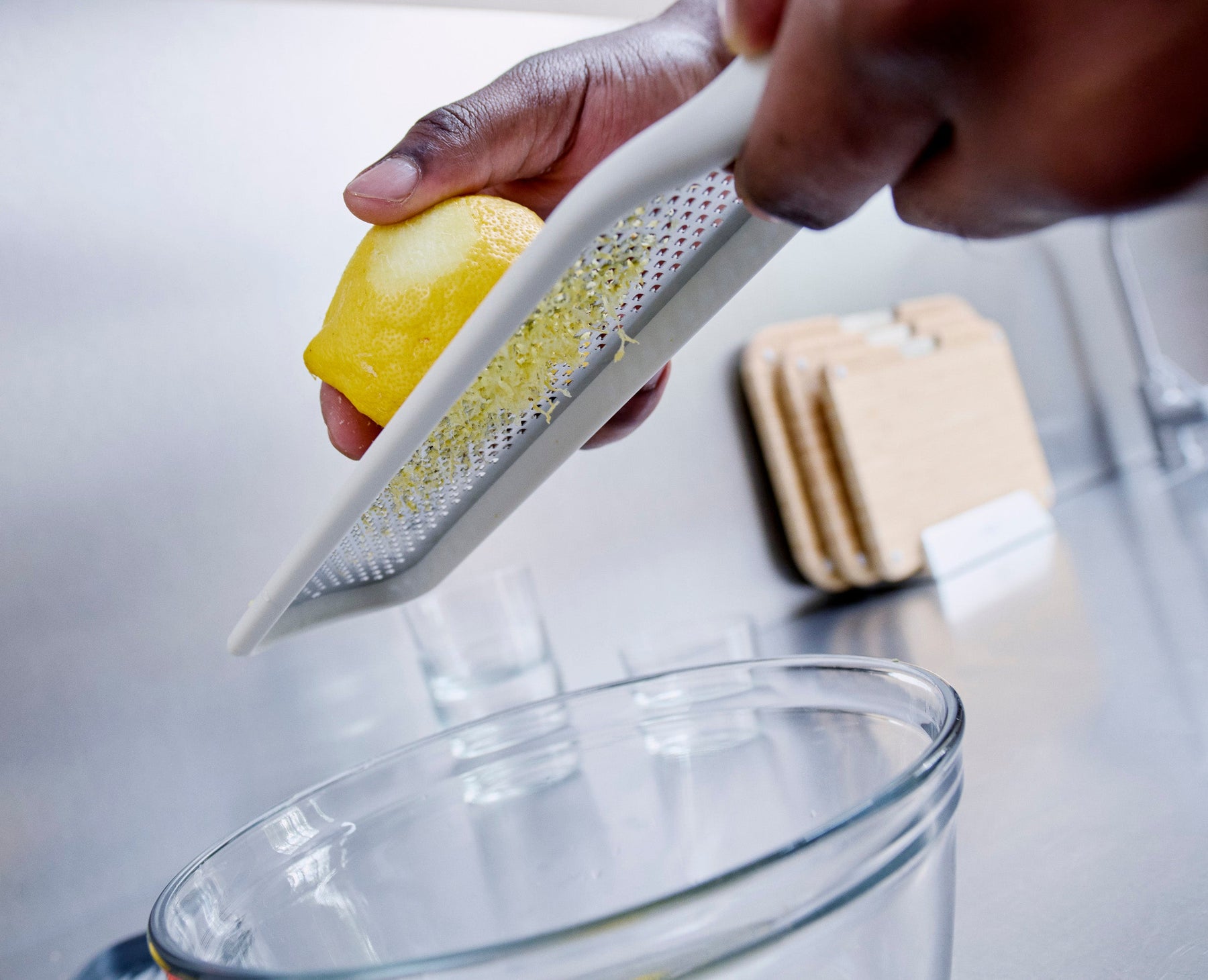 Nest™ Slice &amp; Zest Ensemble Râpe et Mandoline 2-en-1