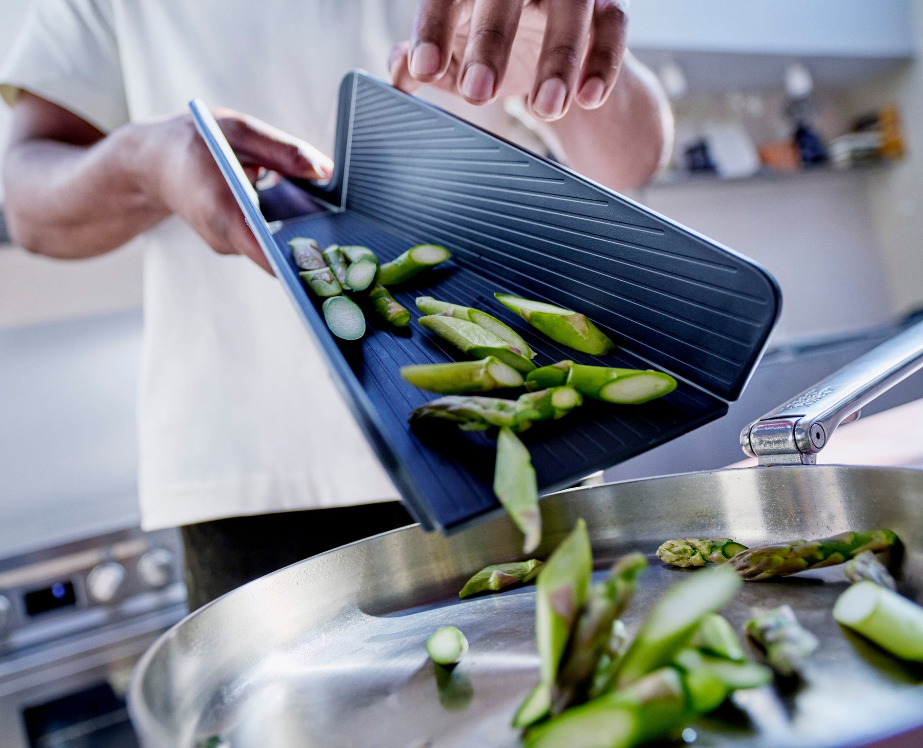Planche à Découper Pliante Noire Chop2Pot™ Plus